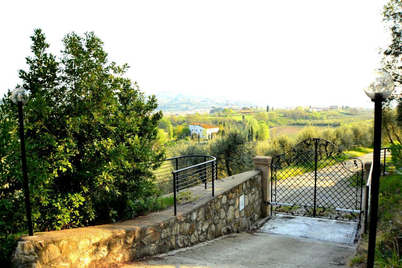 Agriturismo Poggio Al Pino مونتيلوبو فيورنتينو المظهر الخارجي الصورة